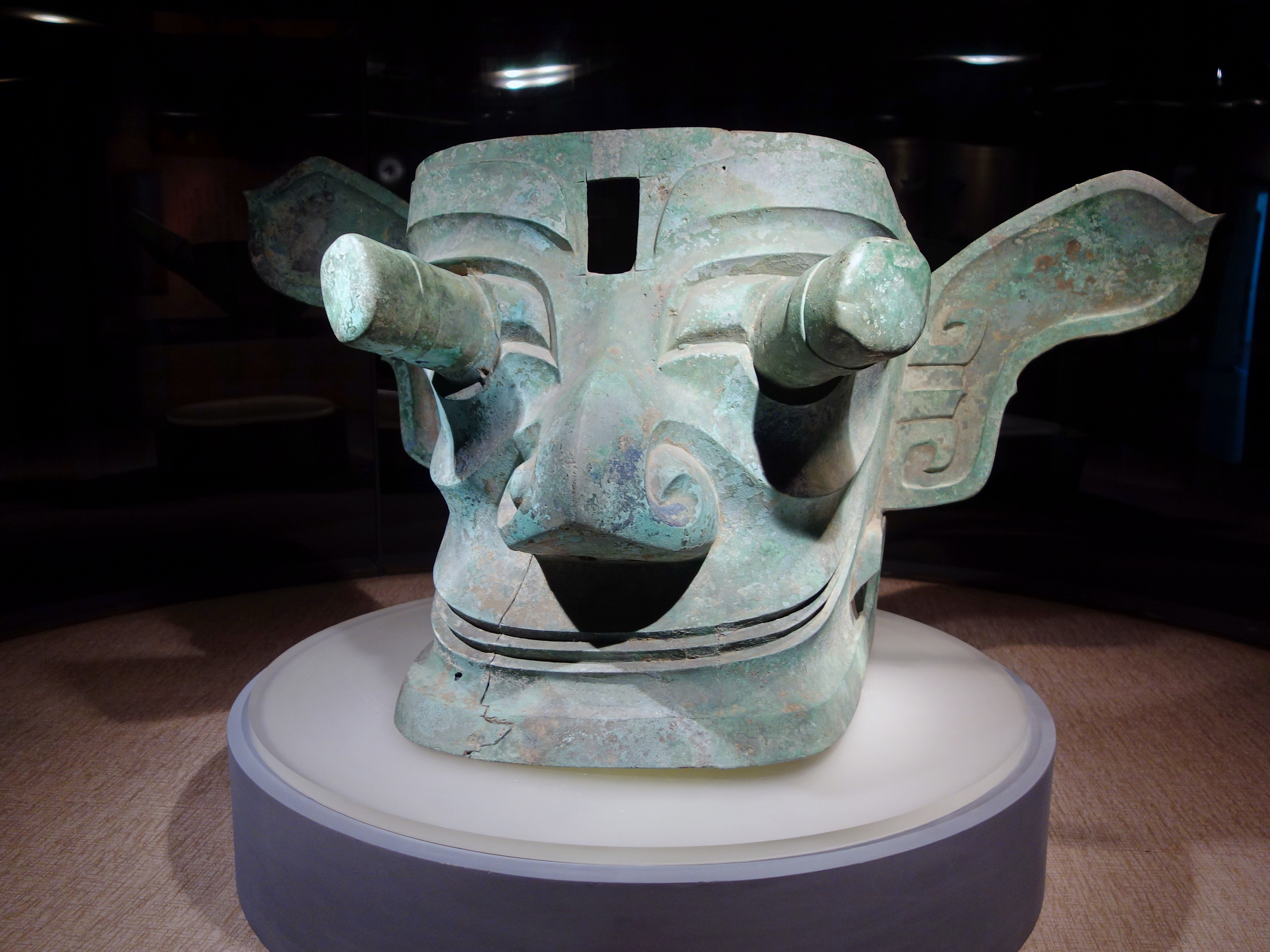 bronze mask of sanxingdui
